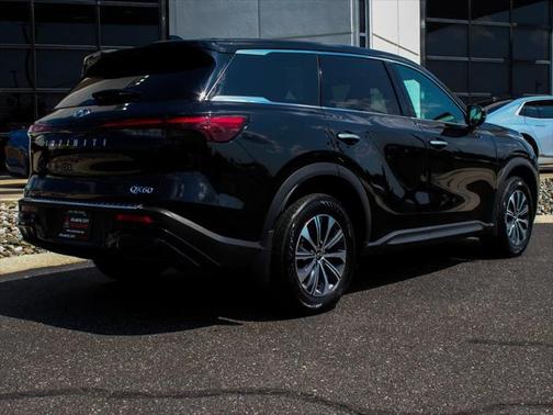 2023 INFINITI QX60 Pure