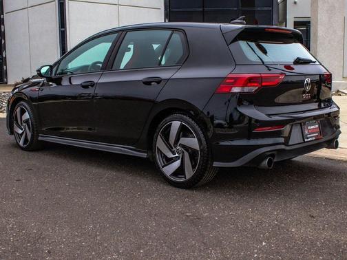 2024 Volkswagen Golf GTI 2.0T S DSG