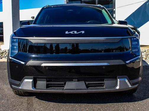 2025 Kia EV9 Wind