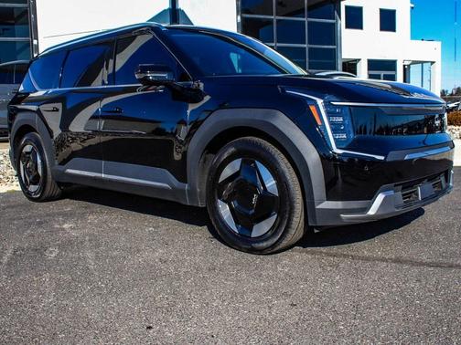2025 Kia EV9 Wind