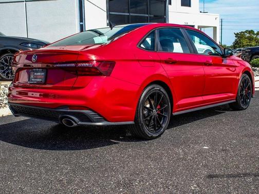 2025 Volkswagen Jetta GLI 2.0T Autobahn
