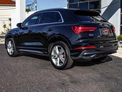 2021 Audi Q3 45 S line Premium