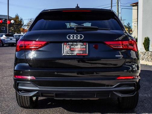 2021 Audi Q3 45 S line Premium