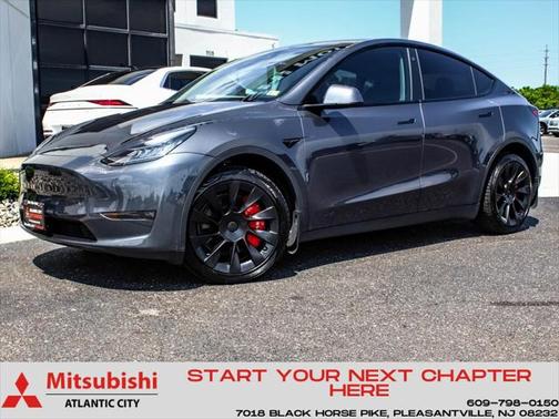 2022 Tesla Model Y Long Range Dual Motor All-Wheel Drive