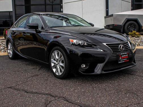 2015 Lexus IS 250 Crafted Line