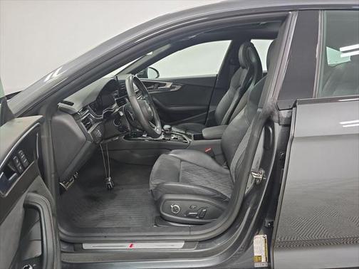 2022 Audi S5 Premium Plus TFSI quattro Tiptronic