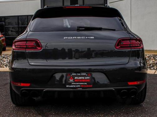 2017 Porsche Macan GTS