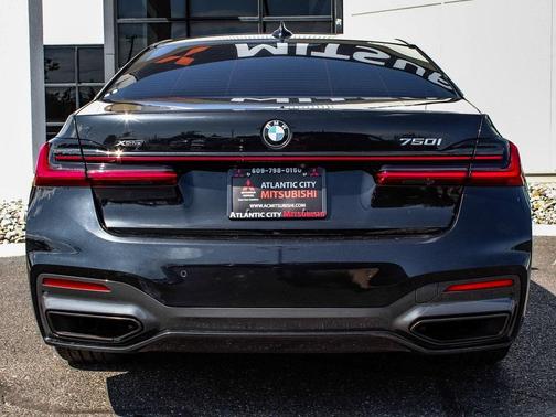 2021 BMW 750 i xDrive