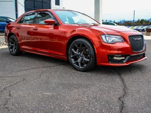 2021 Chrysler 300 S