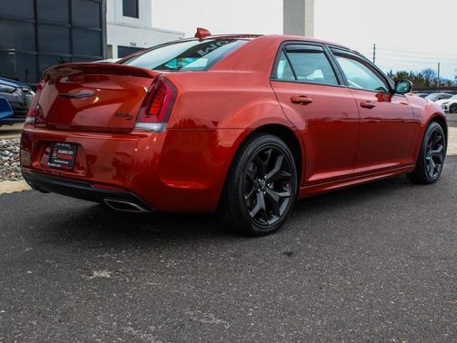 2021 Chrysler 300 S