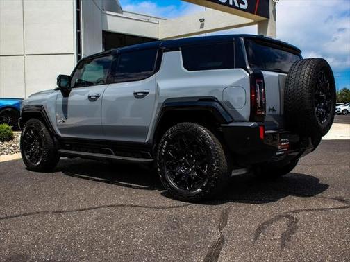 2024 GMC HUMMER EV SUV 2X