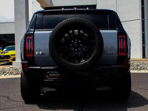 2024 GMC HUMMER EV SUV 2X
