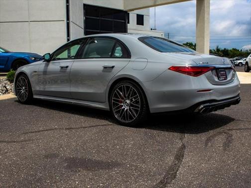 2024 Mercedes-Benz AMG S 63 E 4MATIC