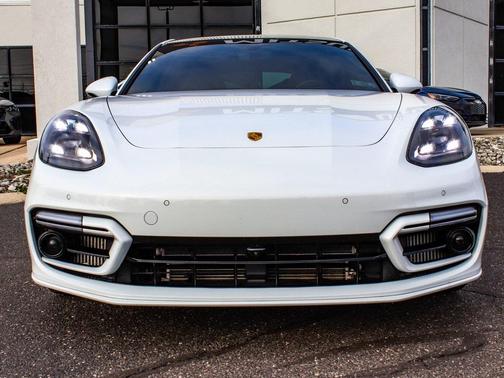 2021 Porsche Panamera Turbo S Executive