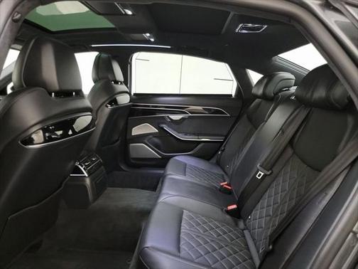 2022 Audi S8 4.0T