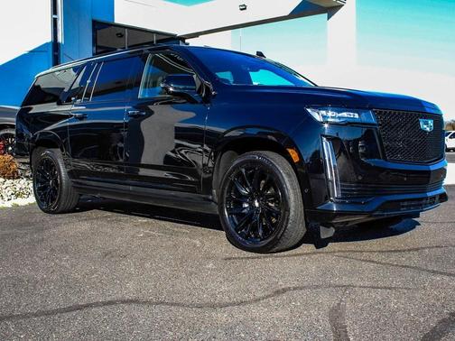 2022 Cadillac Escalade ESV Sport Platinum
