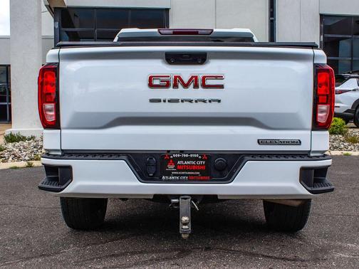 Summit White 2024 GMC Sierra 1500 Elevation