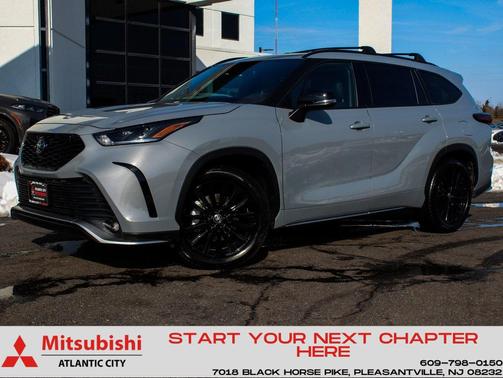 2025 Toyota Highlander XSE