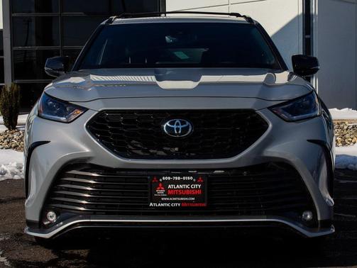 2025 Toyota Highlander XSE