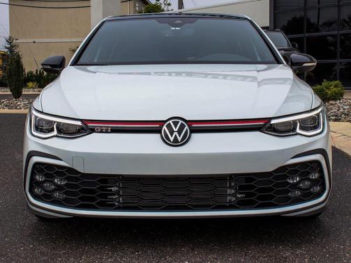 2024 Volkswagen Golf GTI 1.4T TSI