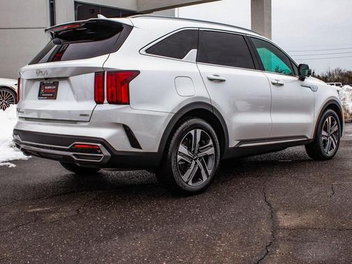 2024 Kia Sorento Plug-In Hybrid SX Prestige