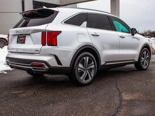2024 Kia Sorento Plug-In Hybrid SX Prestige