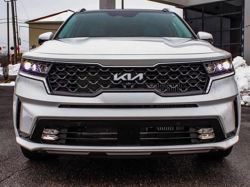 2024 Kia Sorento Plug-In Hybrid SX Prestige