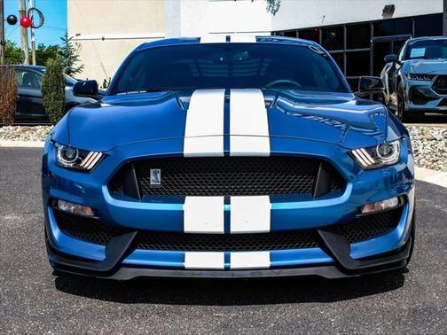 2019 Ford Shelby GT350 Base