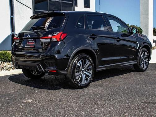 2025 Mitsubishi Outlander Sport SE