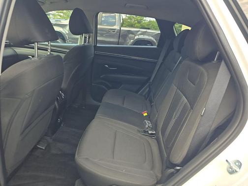 White Pearl 2024 Hyundai TUCSON SEL