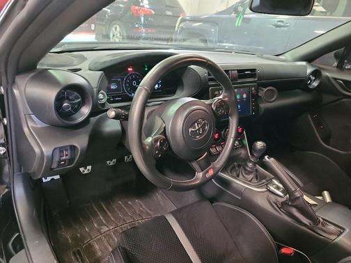 2023 Toyota GR86 Premium