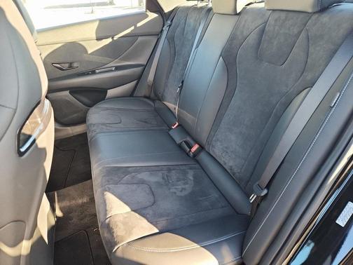 2024 Hyundai ELANTRA N Base