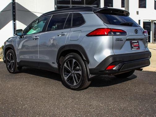 2024 Toyota Corolla Hybrid SE