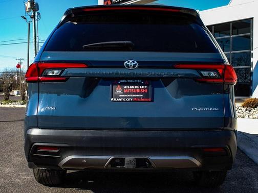 2024 Toyota Grand Highlander Platinum