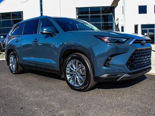 2024 Toyota Grand Highlander Platinum