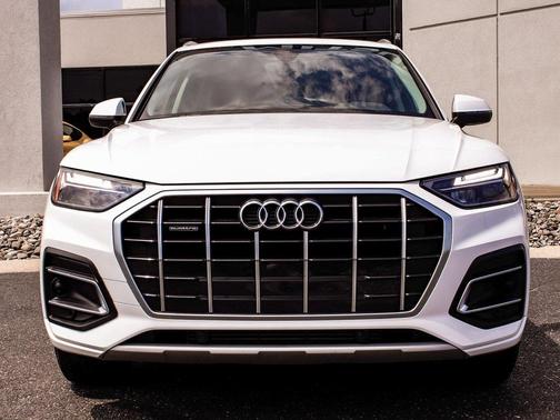 2023 Audi Q5 40 Premium