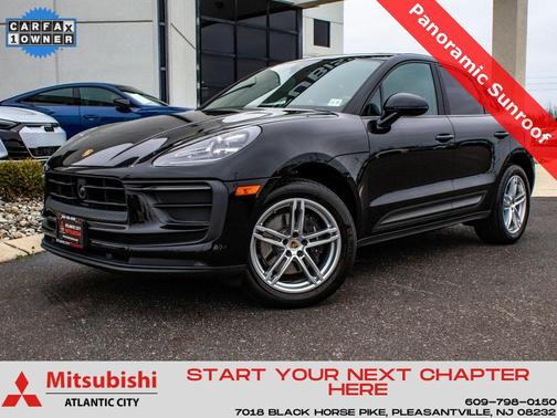 2023 Porsche Macan Base