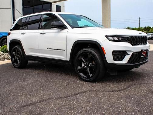 2023 Jeep Grand Cherokee Altitude