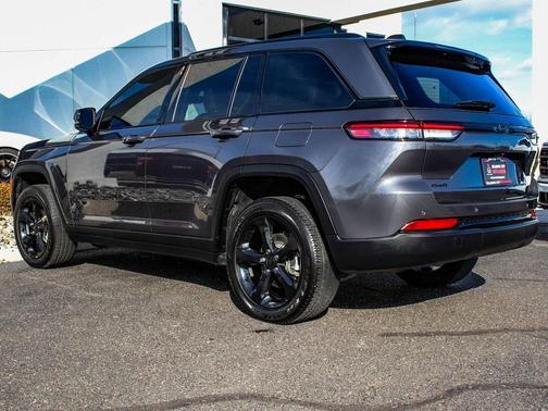 2024 Jeep Grand Cherokee Altitude