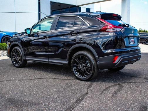 2025 Mitsubishi Eclipse Cross LE