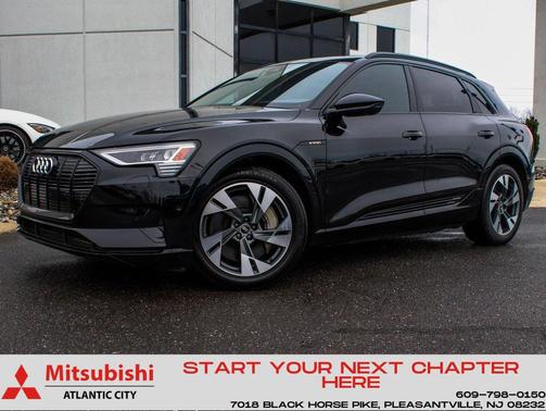2022 Audi e-tron Premium
