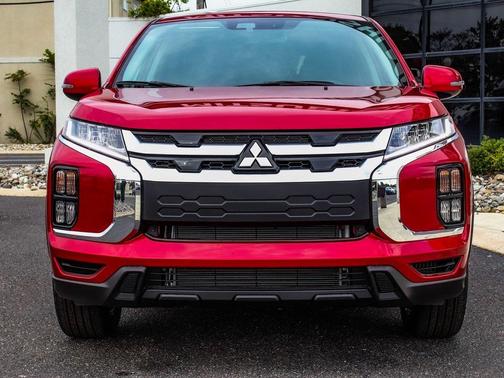 2025 Mitsubishi Outlander Sport SE