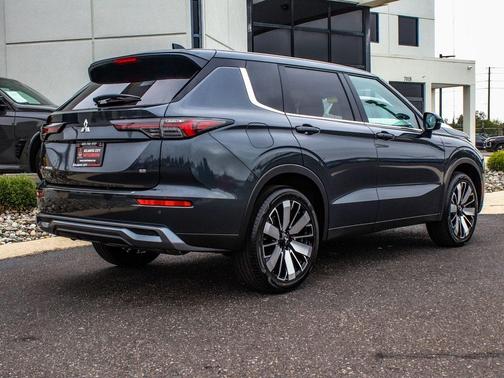 2025 Mitsubishi Outlander SE 2.5 2WD