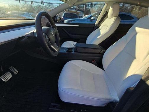 2022 Tesla Model Y Performance Dual Motor All-Wheel Drive