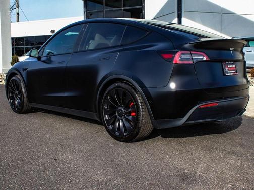 2022 Tesla Model Y Performance Dual Motor All-Wheel Drive