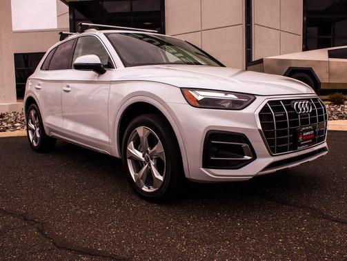 2021 Audi Q5 45 Premium Plus