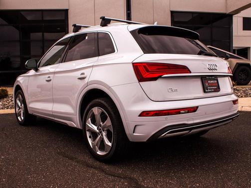 2021 Audi Q5 45 Premium Plus