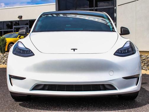 2025 Tesla Model Y Performance Dual Motor All-Wheel Drive