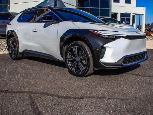 2023 Toyota bZ4X Limited