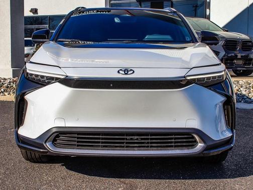 2023 Toyota bZ4X Limited